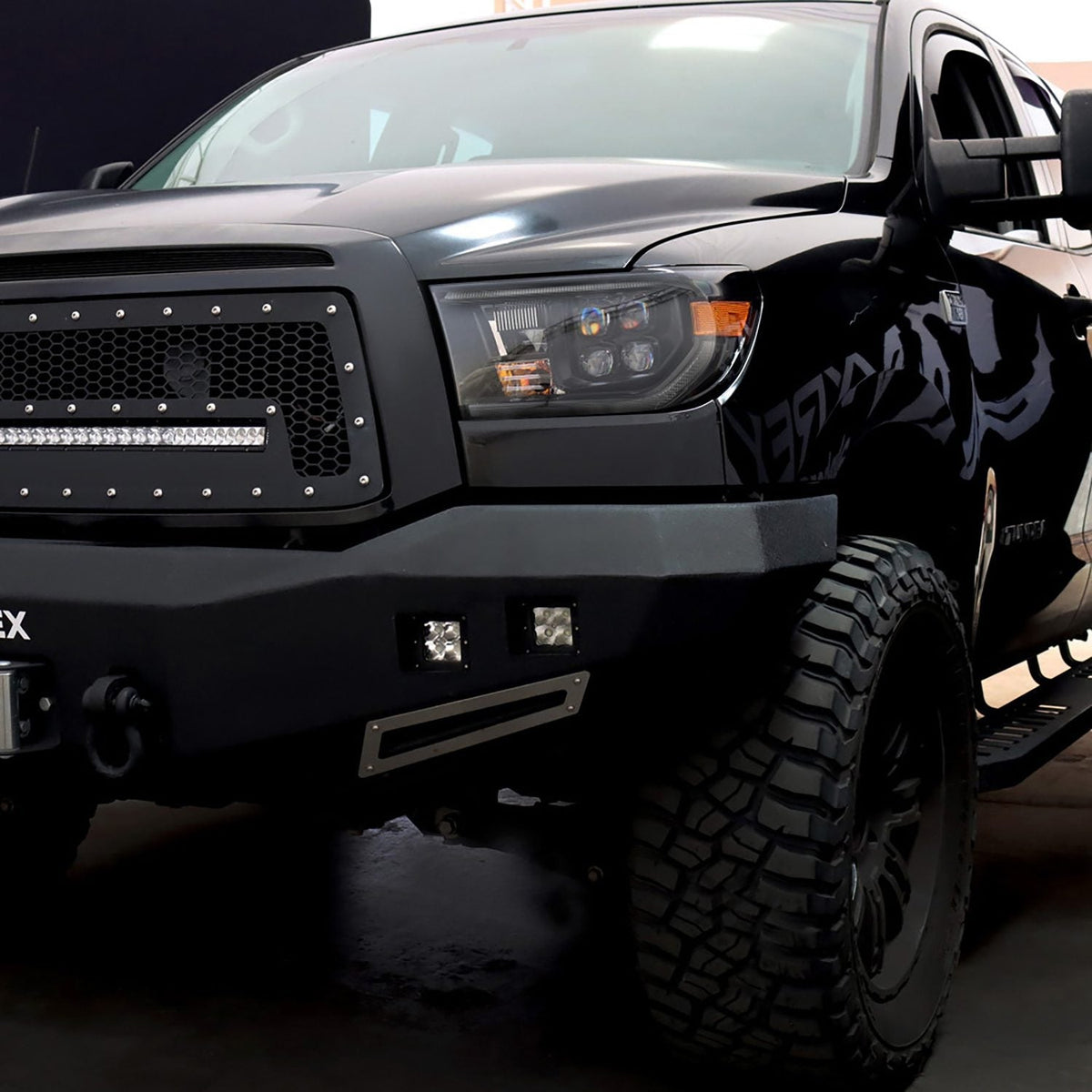 AlphaRex 07-13 Toyota Tundra/08-17 Toyota Sequoia MK II NOVA-Series LED Projector Headlights Chrome (With Level Adjuster)
