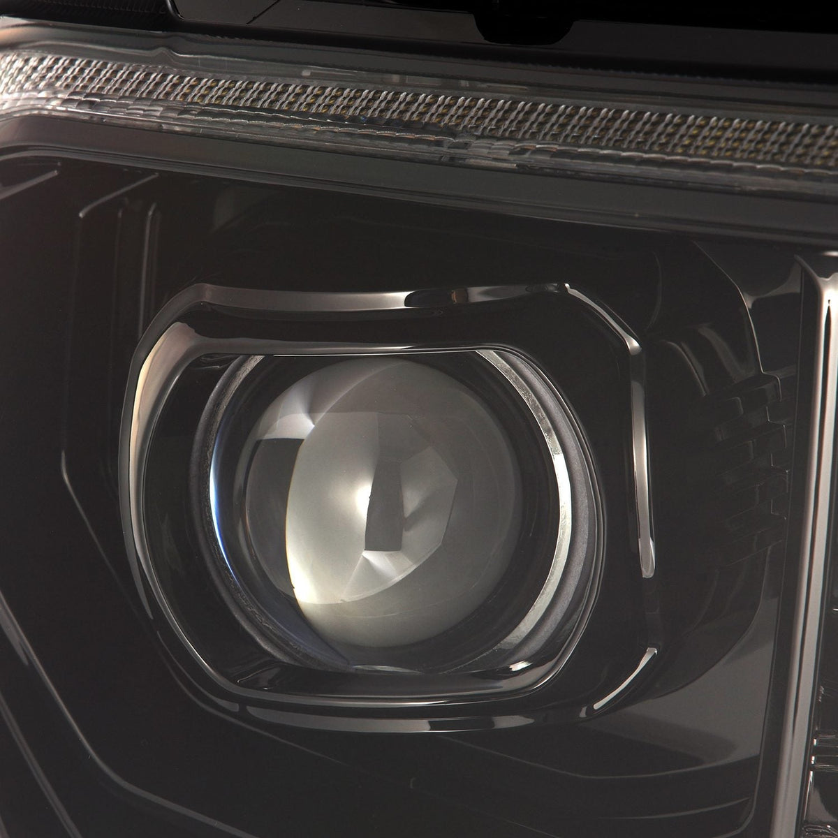 AlphaRex 07-13 Toyota Tundra/08-17 Toyota Sequoia MK II PRO-Series Halogen Projector Headlights Black (Without Level Adjuster)