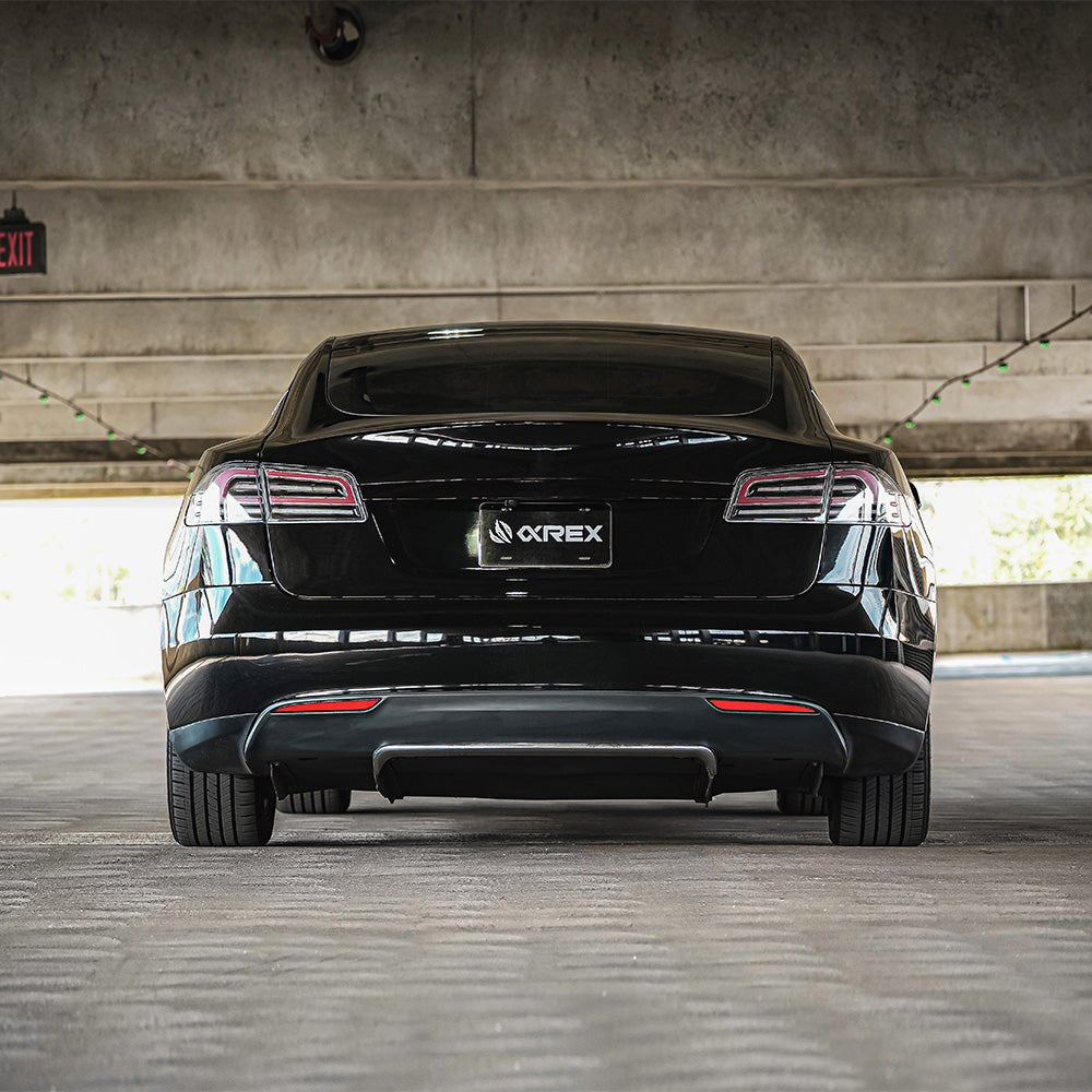 AlphaRex 12-21 Tesla Model S LUXX-Series LED Tail Lights Black-Red (With Black Trunk Center Piece Replacement)