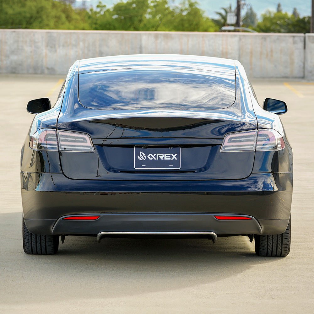 AlphaRex 12-21 Tesla Model S LUXX-Series LED Tail Lights Black-Red (With Black Trunk Center Piece Replacement)