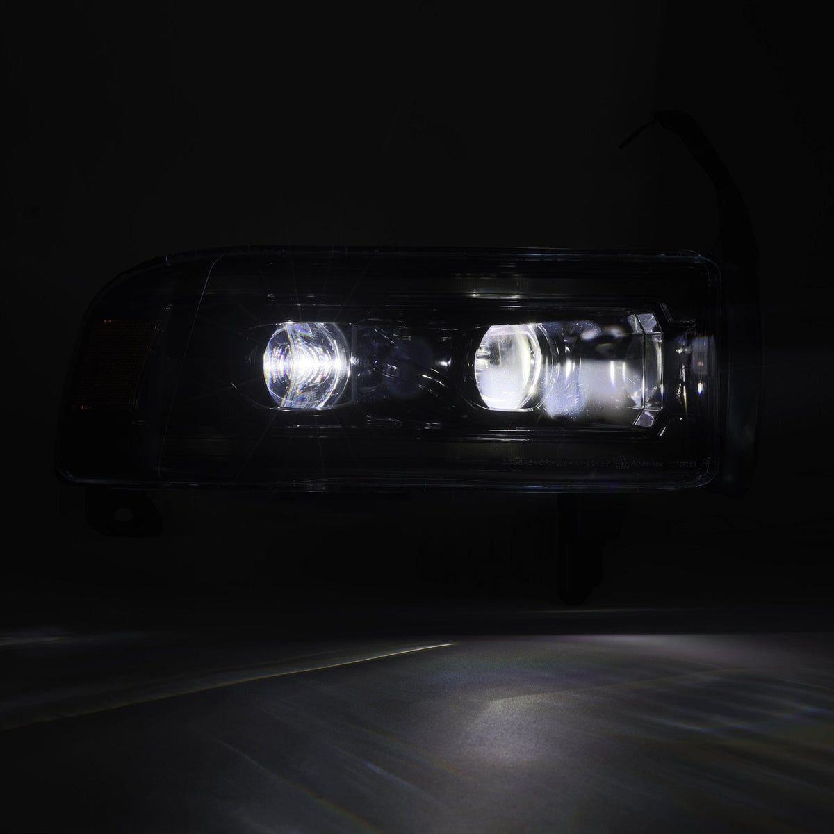 AlphaRex 94-01 Dodge Ram 1500/94-02 Ram 2500/3500 LUXX-Series LED Headlights Black
