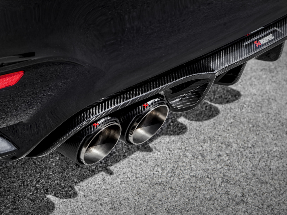 Akrapovic Rear Carbon Fibre Diffuser - Gloss for M3/M4 (F8X)