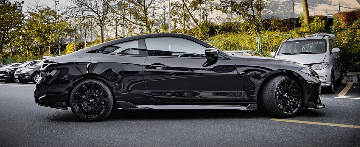 Vero Motorsport BMW 4 Series G22 G23 carbon fibre side skirts V2 2020-2023, detail view