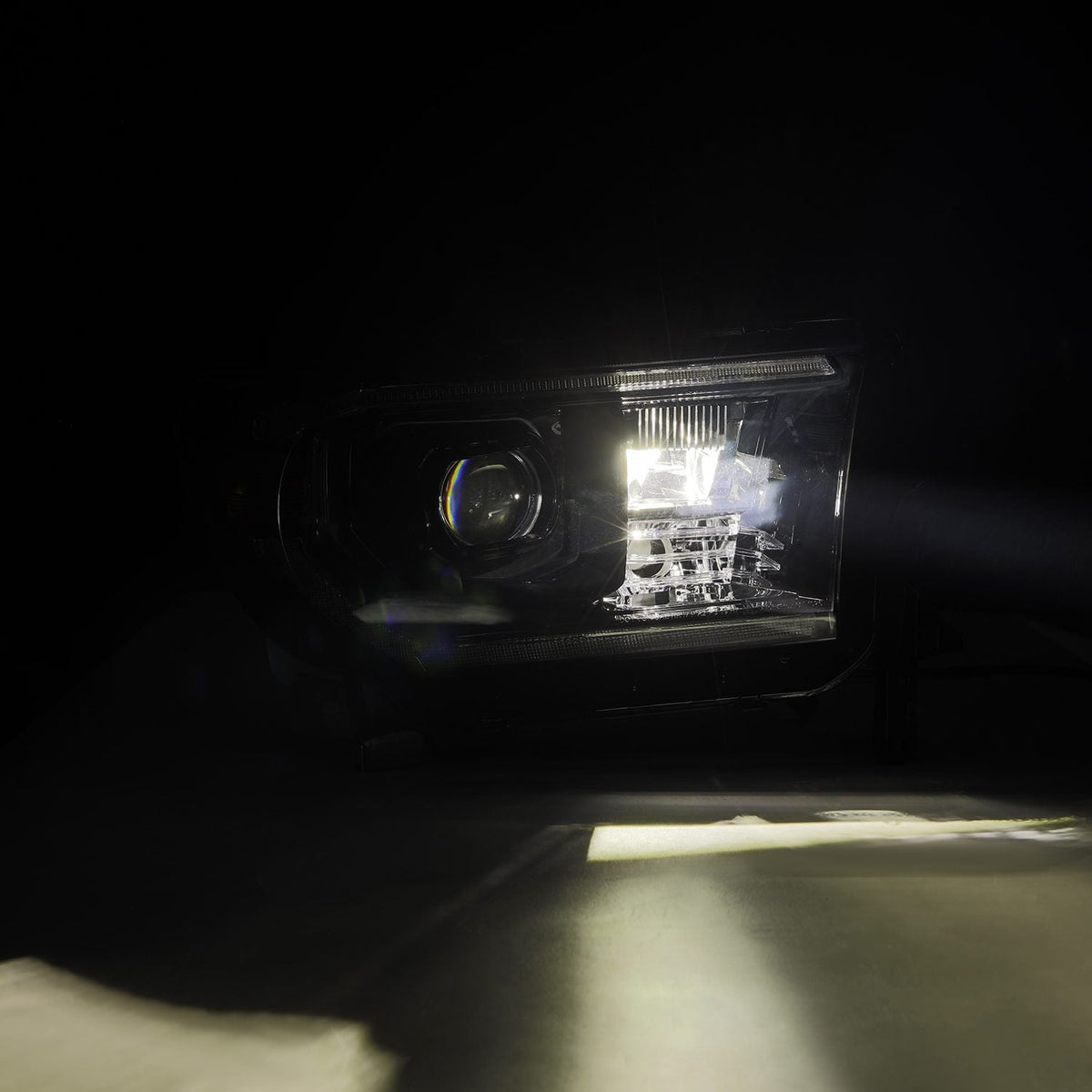 AlphaRex 07-13 Toyota Tundra/08-17 Toyota Sequoia MK II PRO-Series Halogen Projector Headlights Black (Without Level Adjuster)