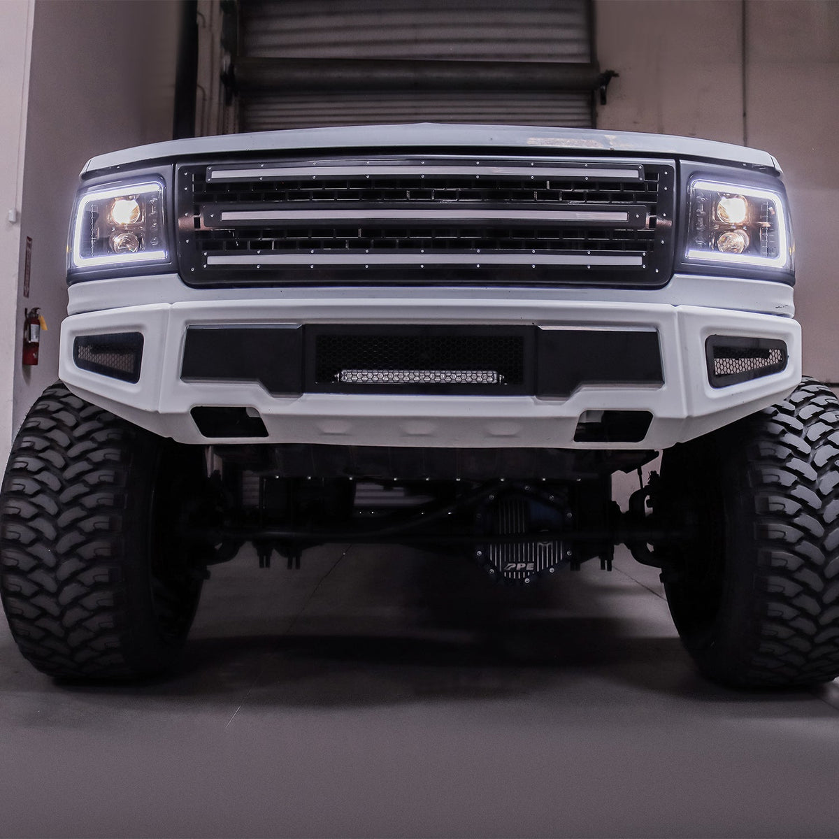 AlphaRex 92-96 Ford F-Series/Bronco LUXX-Series LED Projector Headlights Chrome