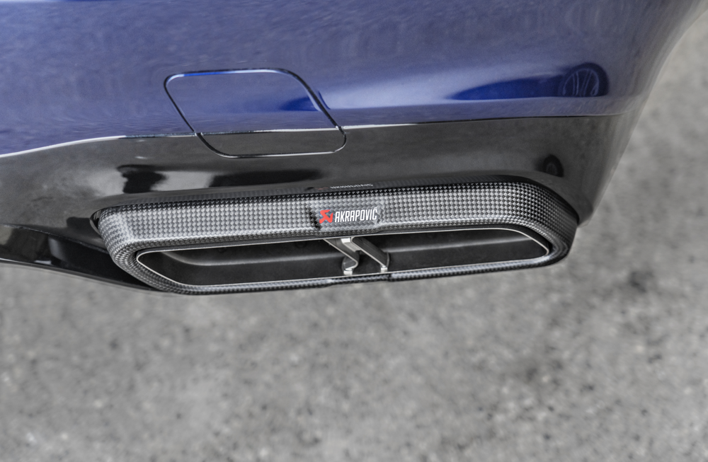 Akrapovic Carbon Tail Pipe Set - Matte for Mercedes E 63/E 63 S Sedan/Estate (W213/S213)