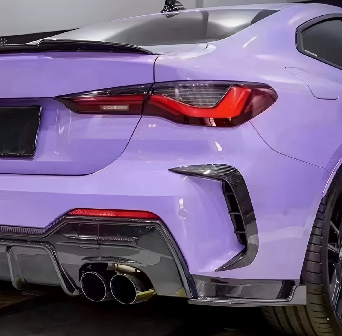 Vero Motorsport BMW 4 Series G22 G23 carbon fibre rear canards 2020-2023, detail view